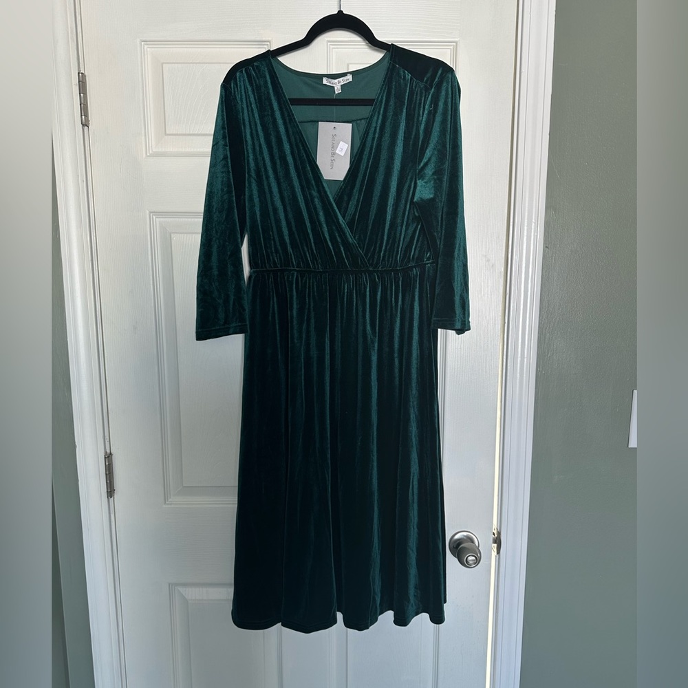 NWT women’s midi dress